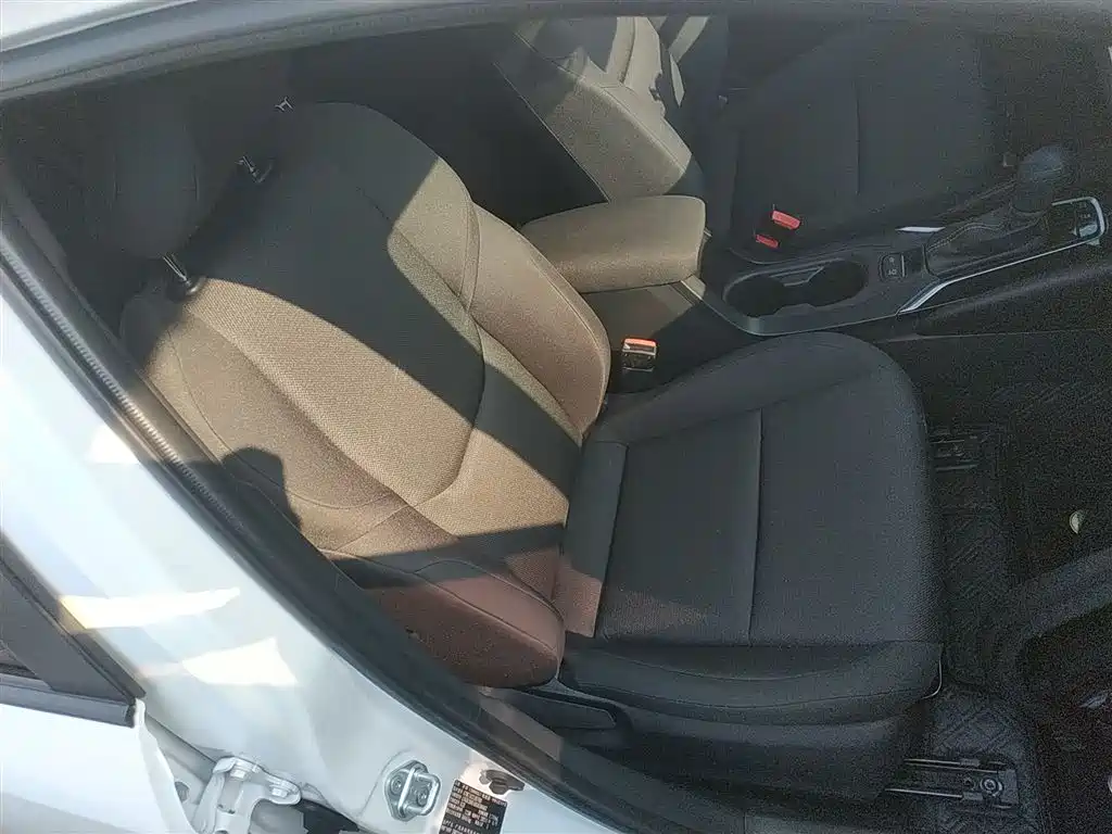 Toyota Levin 2023 Smart Hybrid 1.8L Leading Edition фото 18