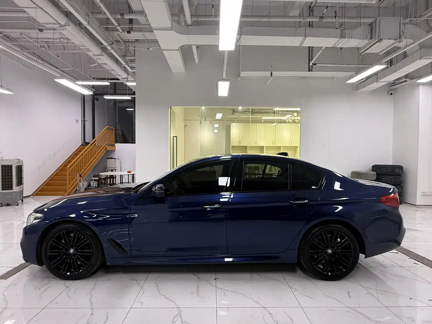 BMW 5 Series (Import) 2018 540i M Sport Package фото 3