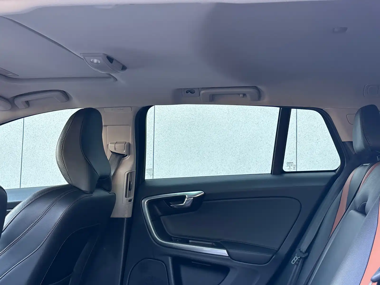 Фото 21 - Volvo V60