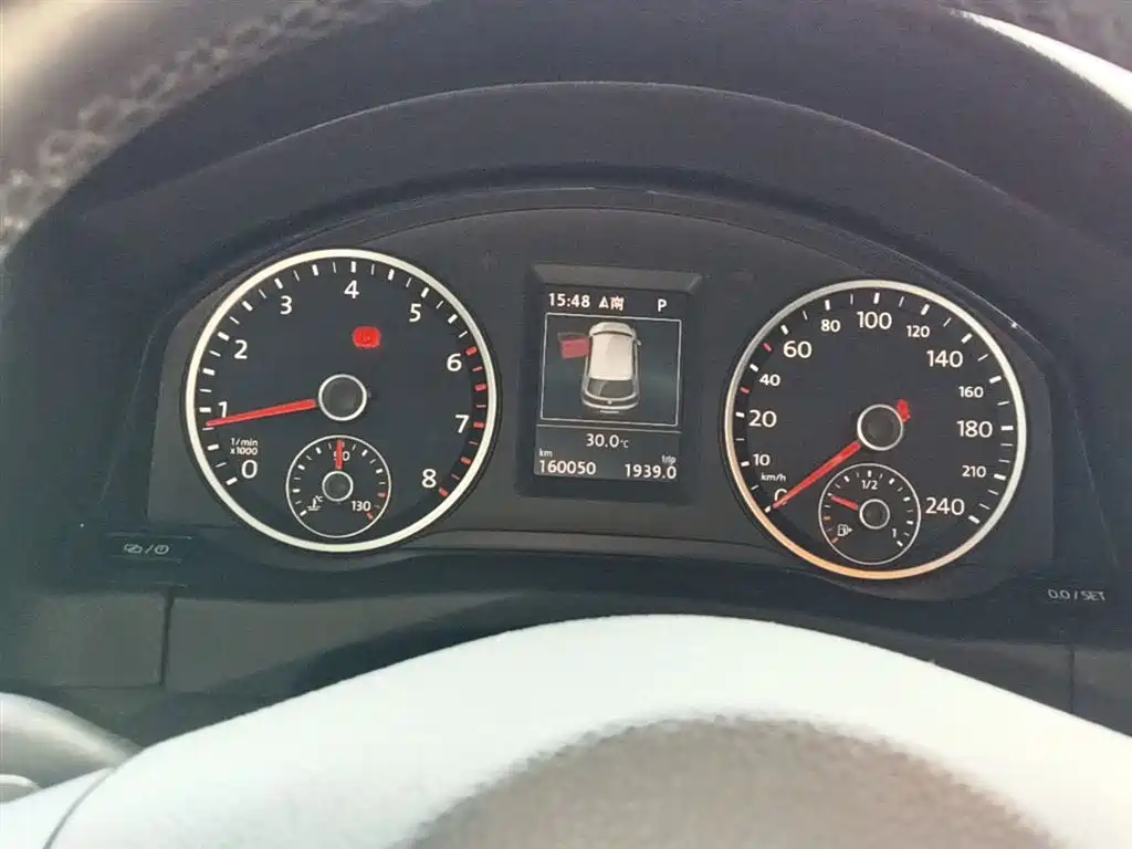 Volkswagen Tiguan 2015 1.8TSI Automatic 2WD Highline фото 12