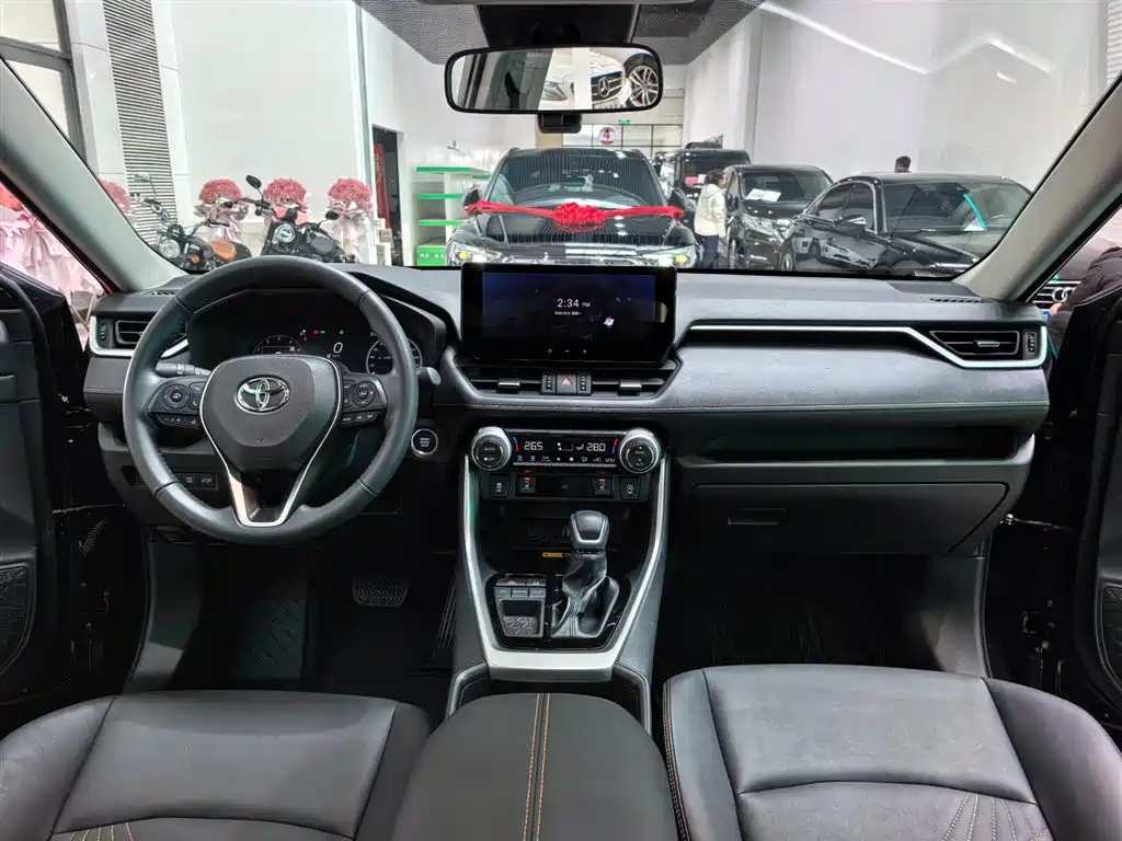 Toyota RAV4 Rongfang 2024 2.0L CVT FWD Style Plus Edition фото 9