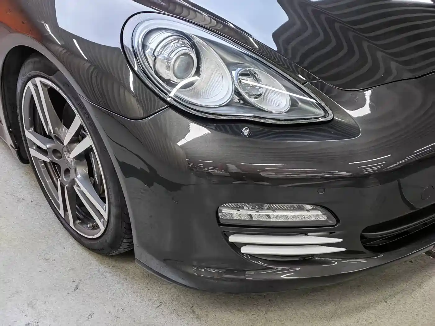 Porsche Panamera 2010 Panamera 4 3.6L фото 4