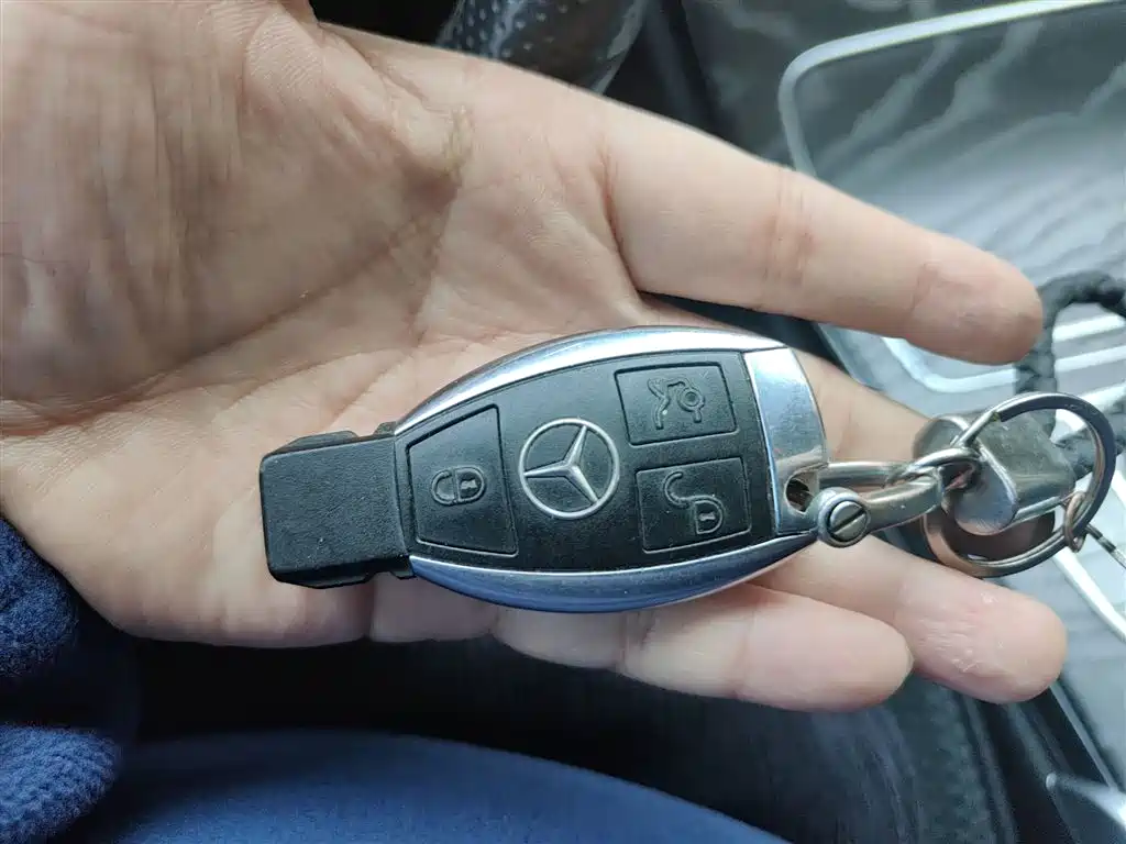Mercedes-Benz C-Class 2016 C 200 L Sport фото 12