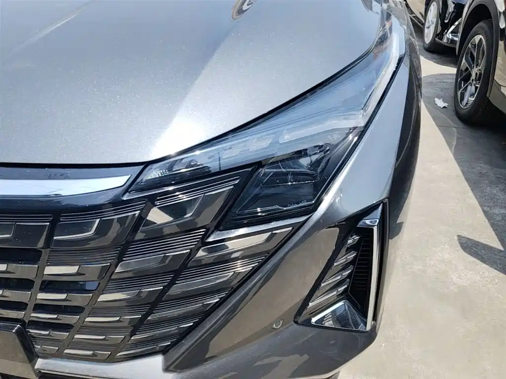Changan UNI-Z 2026 2025 1.5T Premium