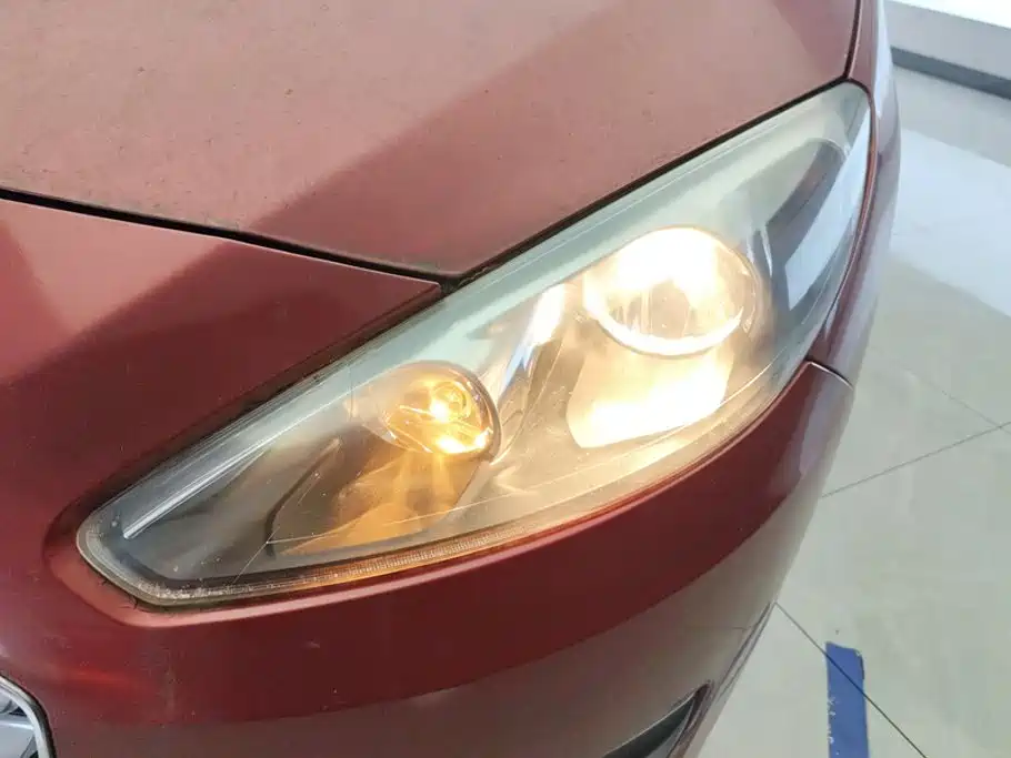 Peugeot 308 2013 2013 Model 1.6L Automatic Superior Style