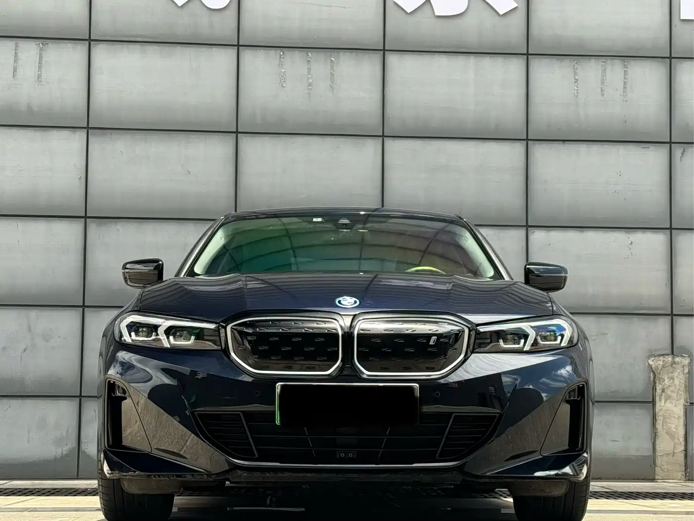 BMW i3 2024 eDrive 40 L Shadow Night Package фото 2