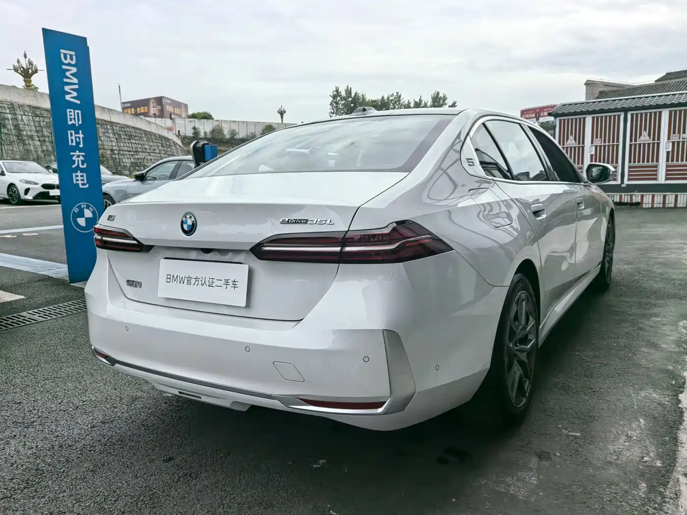 BMW i5 2024 eDrive 35L Premium Luxury Package фото 5