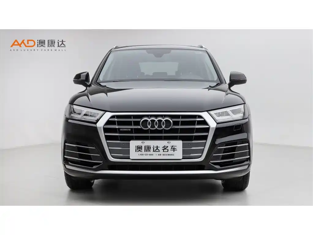 Audi Q5L 2020 Facelift 40 TFSI Honor Fashion фото 2