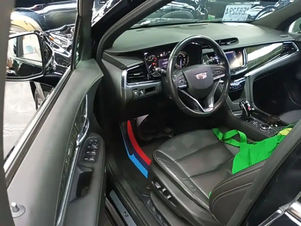 Cadillac XT6 2020 2020 28T 6-Seater Luxury Model