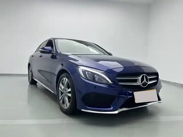Фото 2 - Mercedes-Benz C-Class