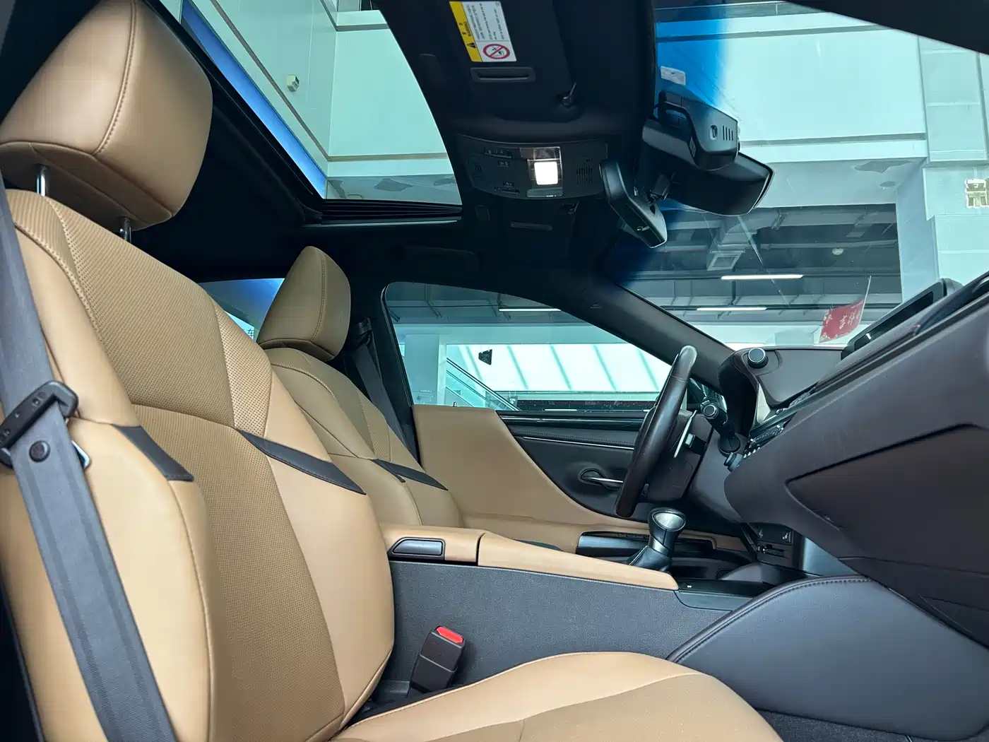 Lexus ES 2020 200 Excellence фото 13