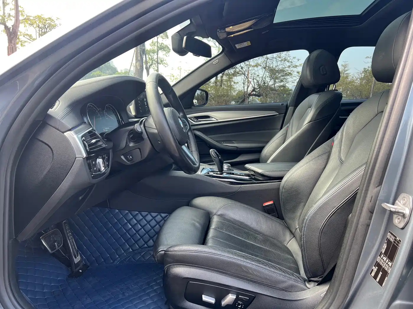 BMW 5 Series (Import) 2018 525i M Sport Package фото 7
