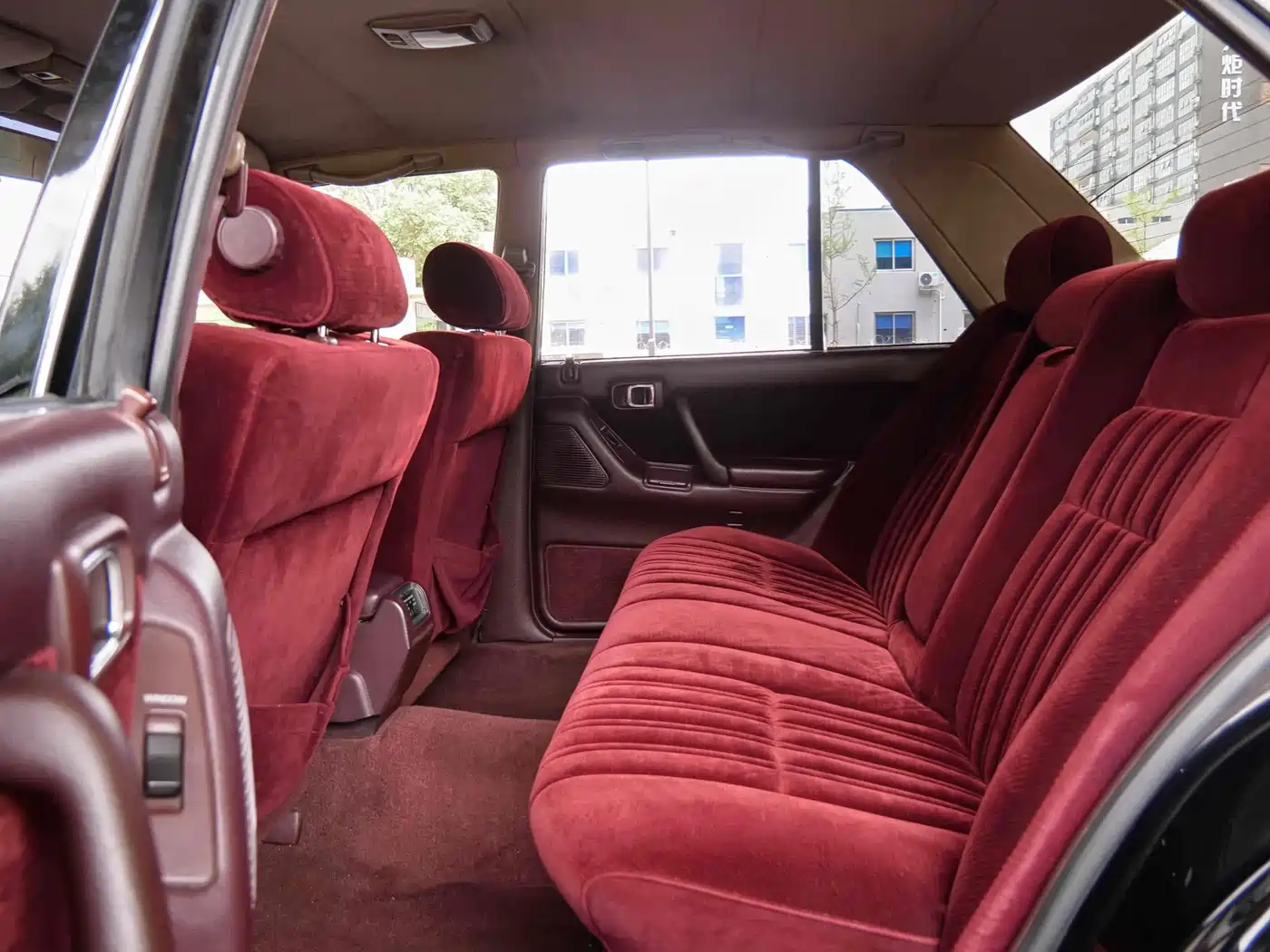 Toyota Crown фото 33
