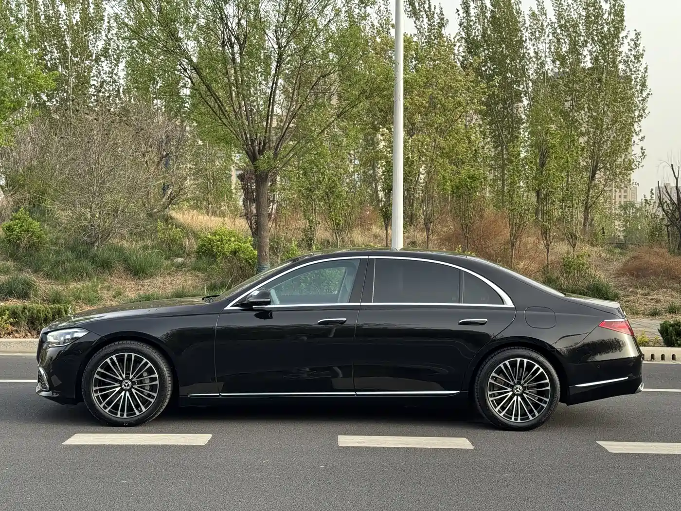 Mercedes-Benz S-Class New Energy 2023 S 450 e L Plug-in Hybrid Sedan фото 47