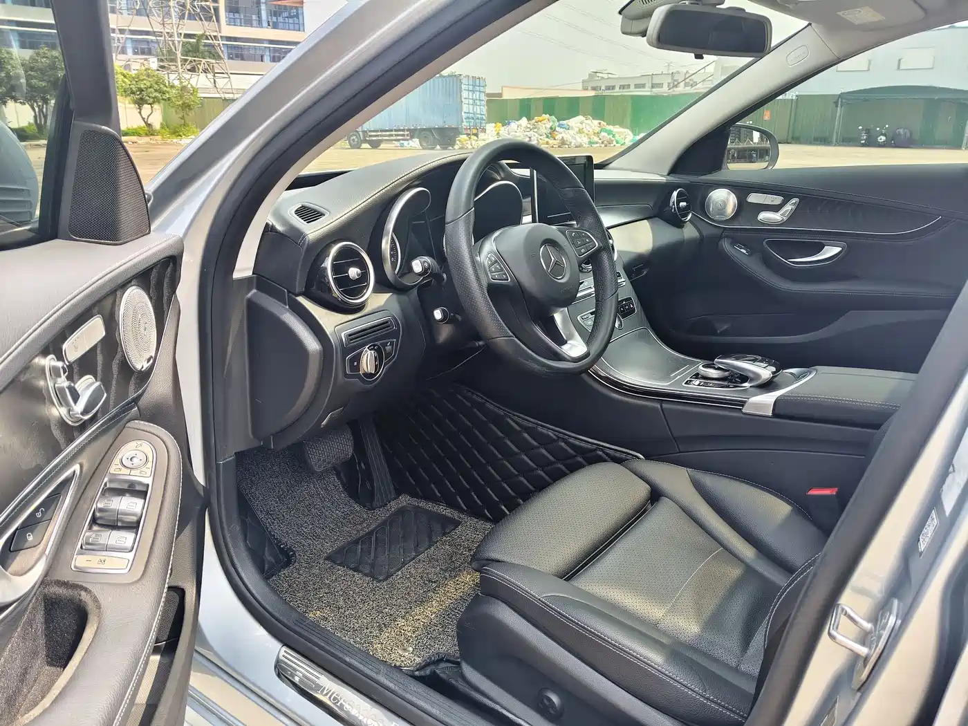 Mercedes-Benz C-Class 2017 C 200 L Sport фото 8