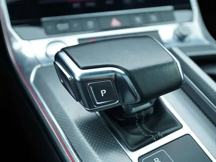 Audi A6L 2020 40 TFSI Luxury Dynamic фото 9