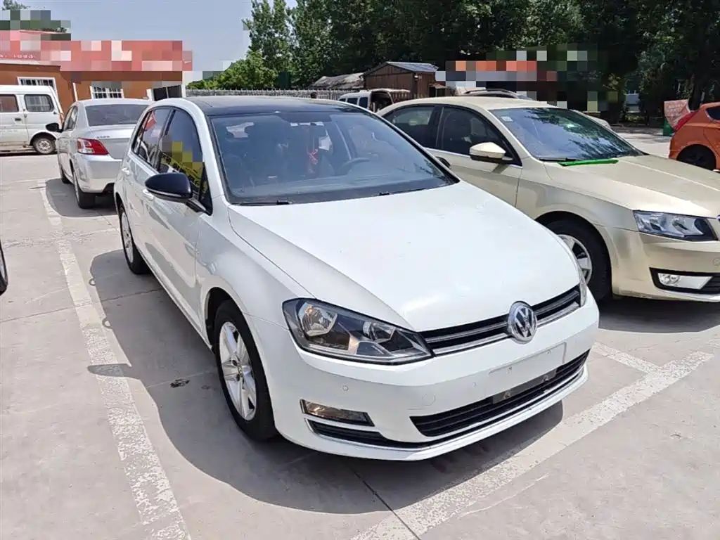 Volkswagen Golf 2017 230TSI Auto Comfort Millionth Anniversary Edition фото 4