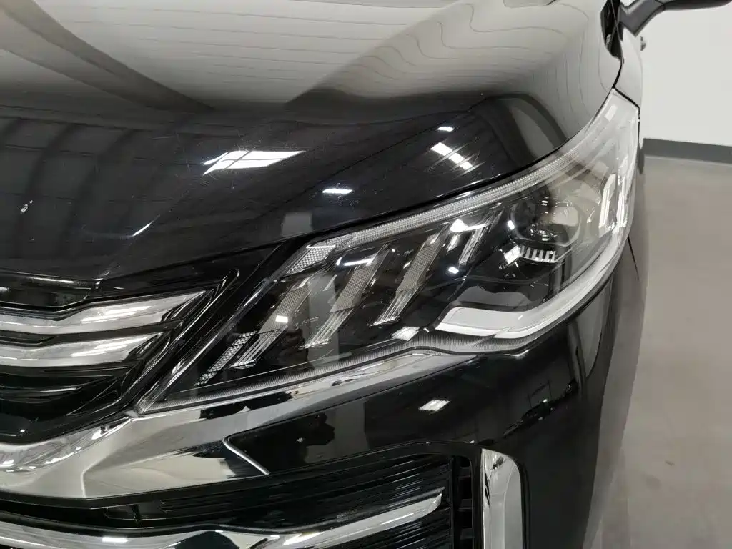 Photo 7 - Maxus Maxus G50