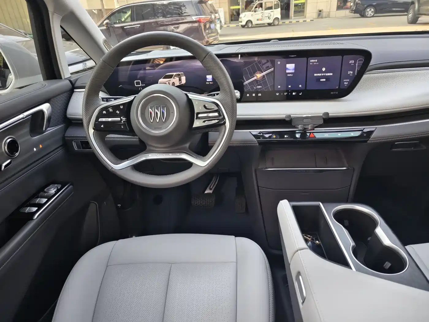 Buick GL8 2025 Land Honor Premium Edition фото 14