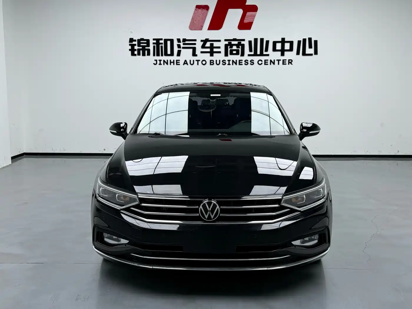 Volkswagen Magotan 2020 330TSI DSG Luxury фото 2