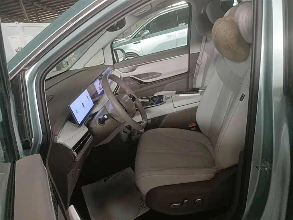 SAIC Maxus Dajia 7 2024 Model 605km Alpine Extended Range 6-Seater фото 15