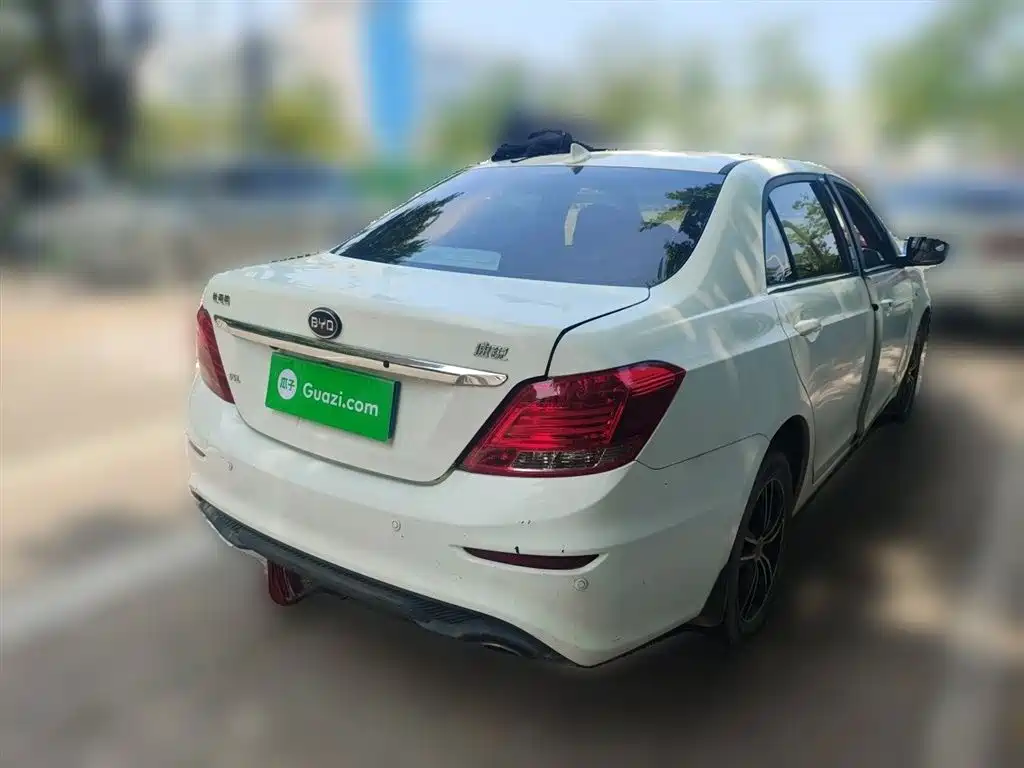 BYD Surui 2016 1.5L Manual Elite фото 5