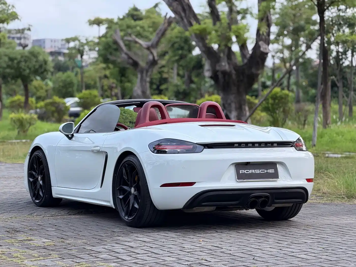 Porsche 718 2016 2016 Boxster 2.0T