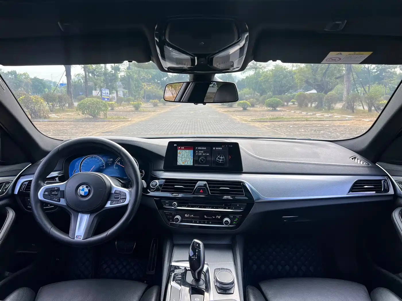 BMW 5 Series (Import) 2018 525i M Sport Package фото 8