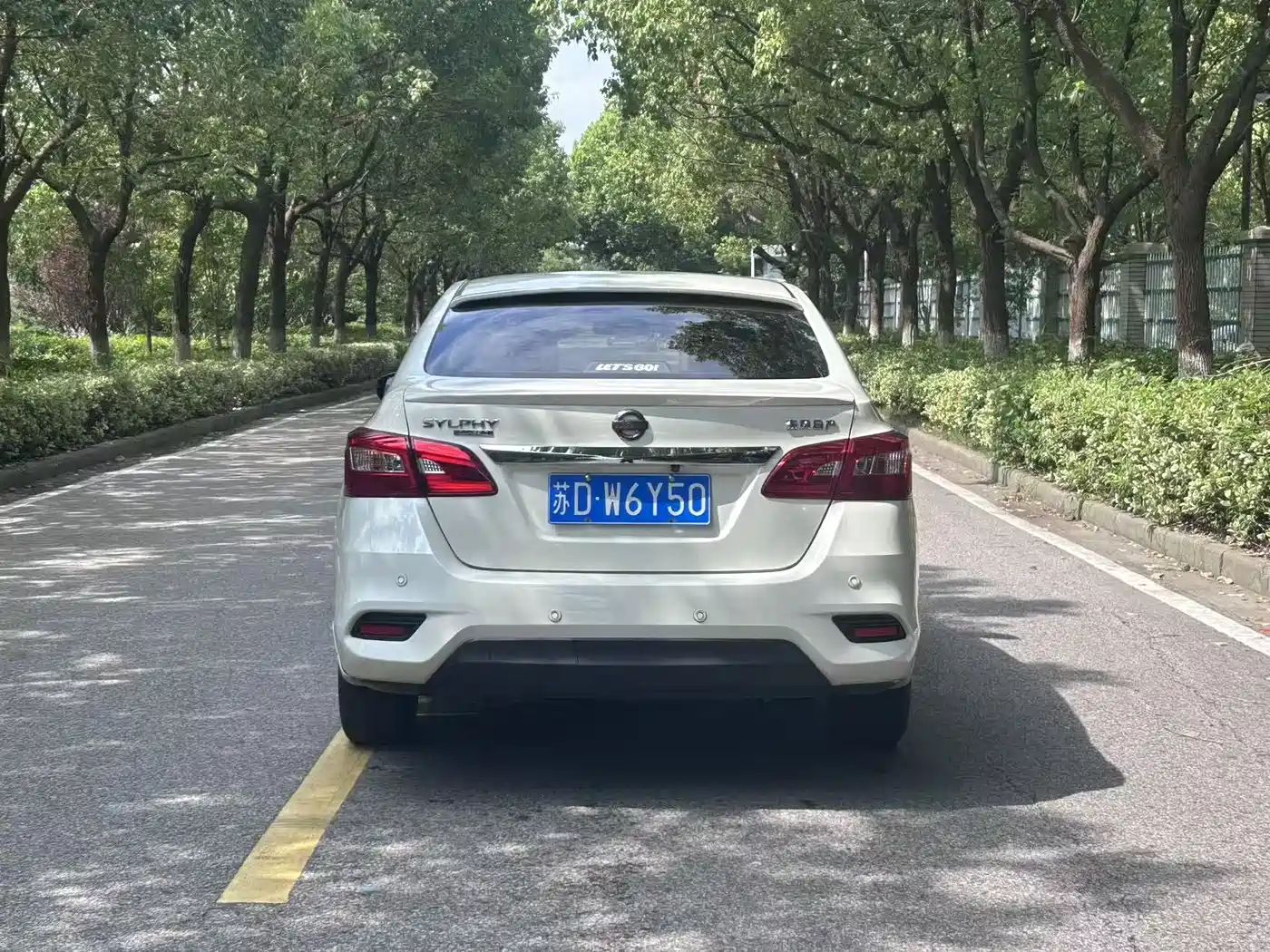 Фото 3 - Nissan Sylphy