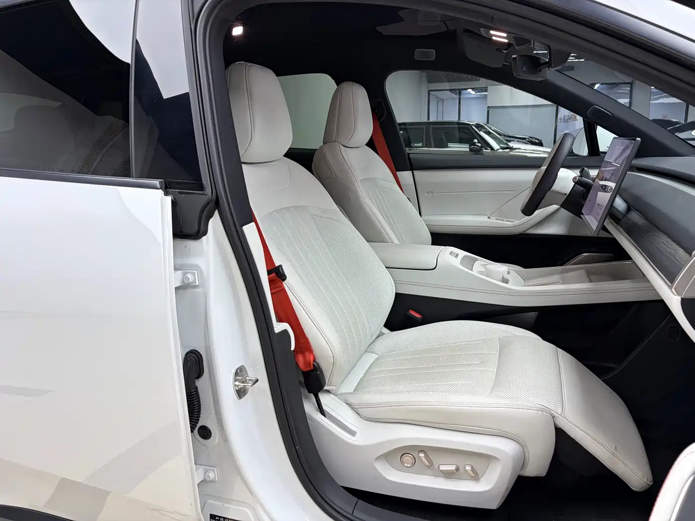 Ledao L60 2024 60kWh Rear-Wheel Drive фото 9