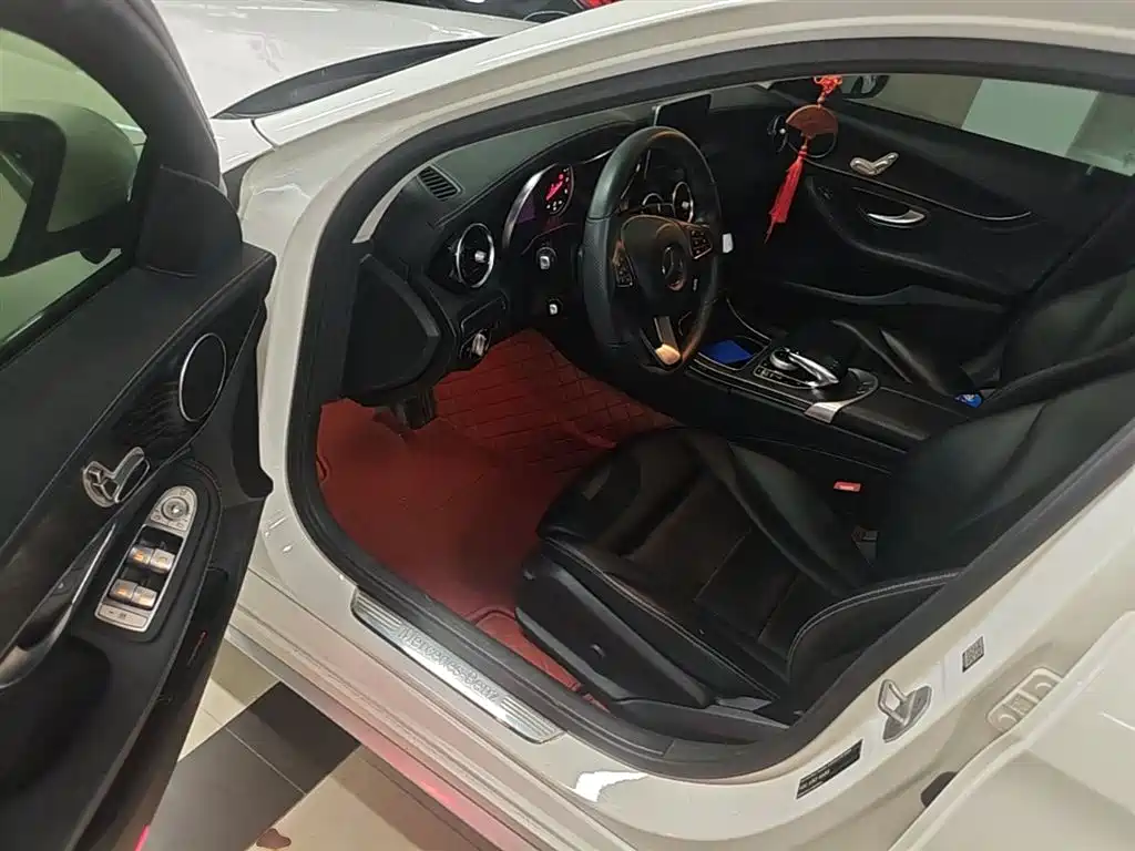 Mercedes-Benz C-Class 2016 C 180 L Sport фото 16