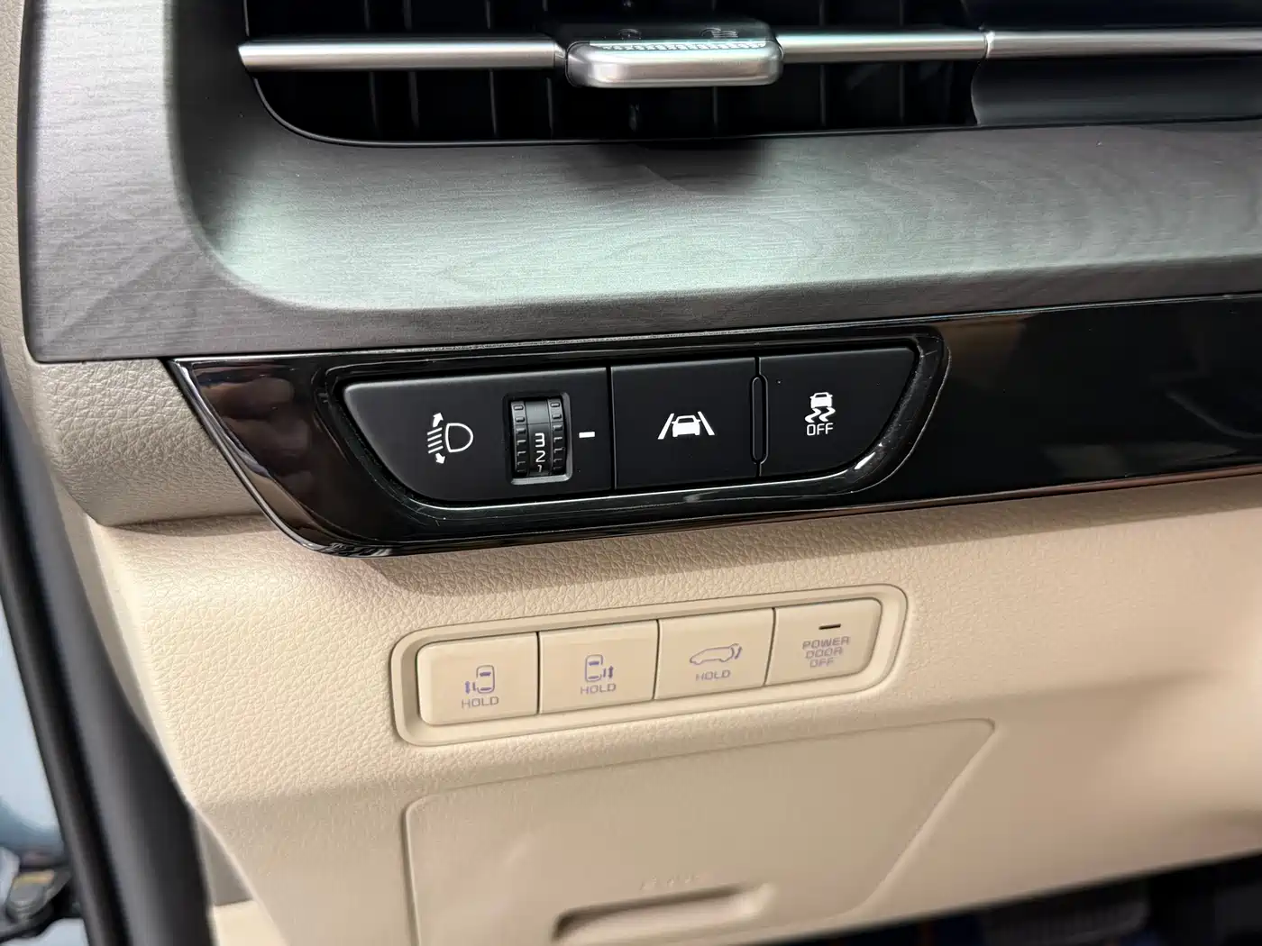 Kia Carnival 2021 2.0T Flagship Edition фото 16