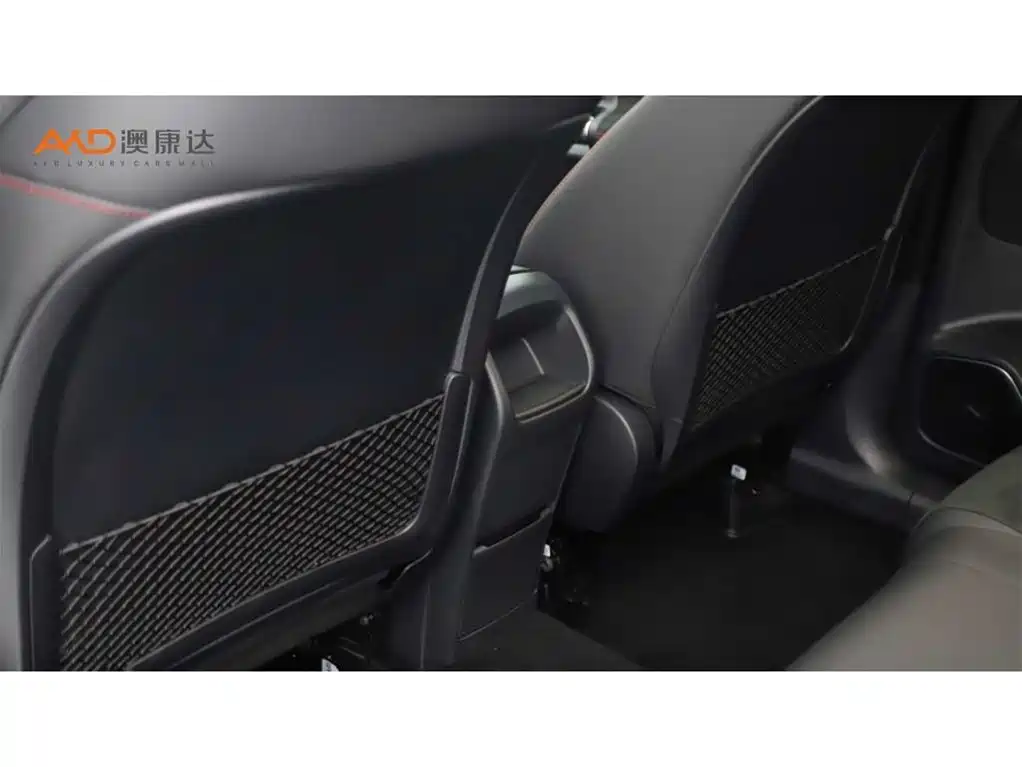 Mercedes-Benz GLB AMG 2024 AMG GLB 35 4MATIC фото 9