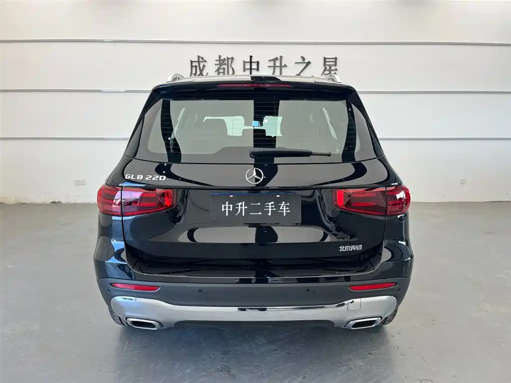 Mercedes-Benz GLB 2025 Model GLB 220 Fashion Style фото 18