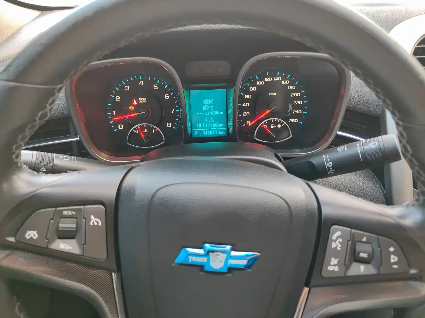 Chevrolet Malibu 2013 2.0L Automatic Luxury Edition фото 12
