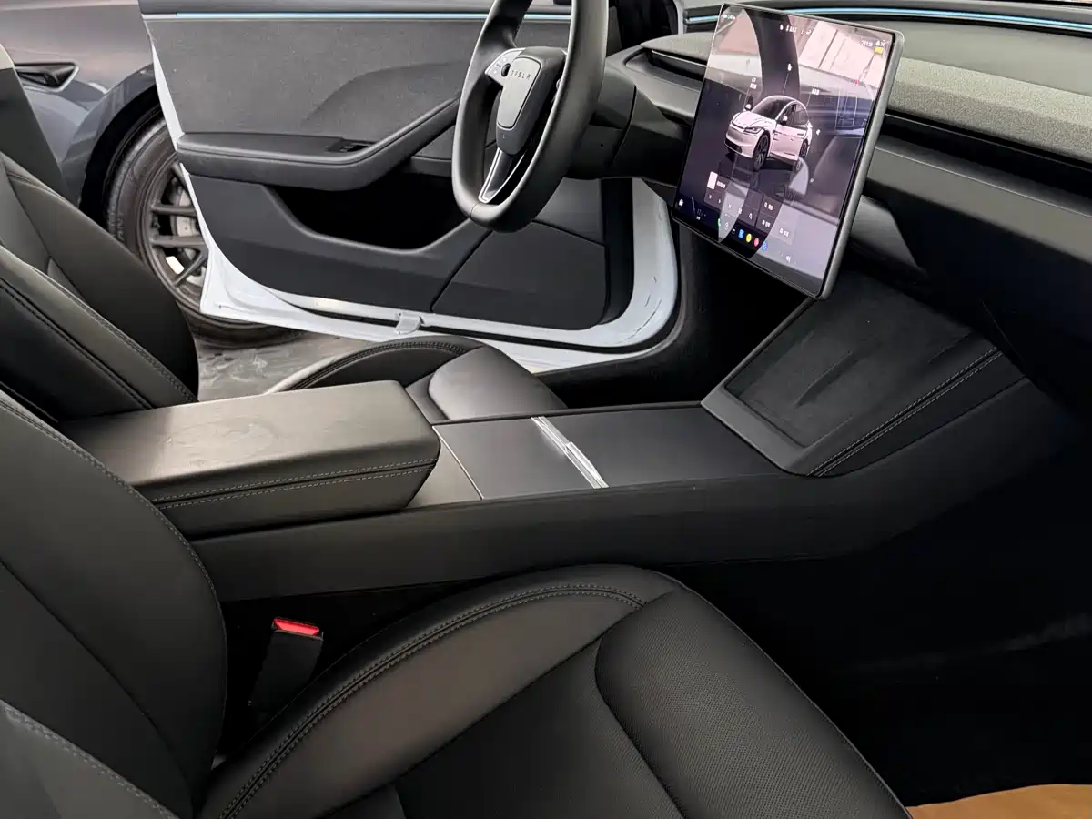 Tesla Model 3 2025 2025 Model Rear-Wheel Drive Edition