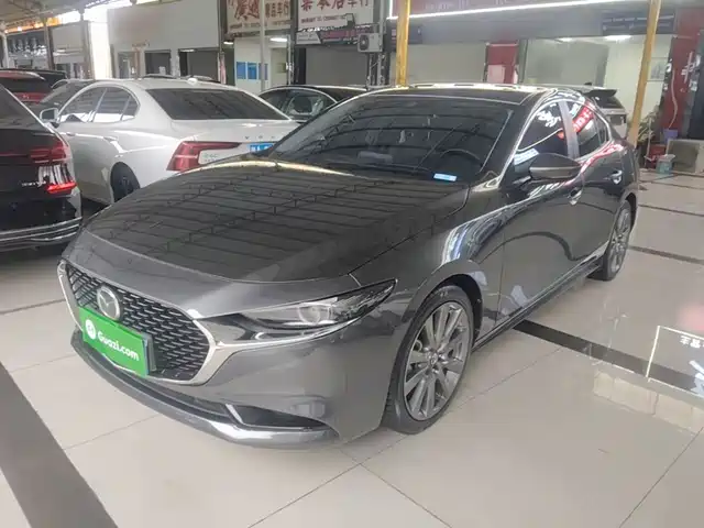 Mazda Mazda3 Axela 2.0L, Автомат, Премиум