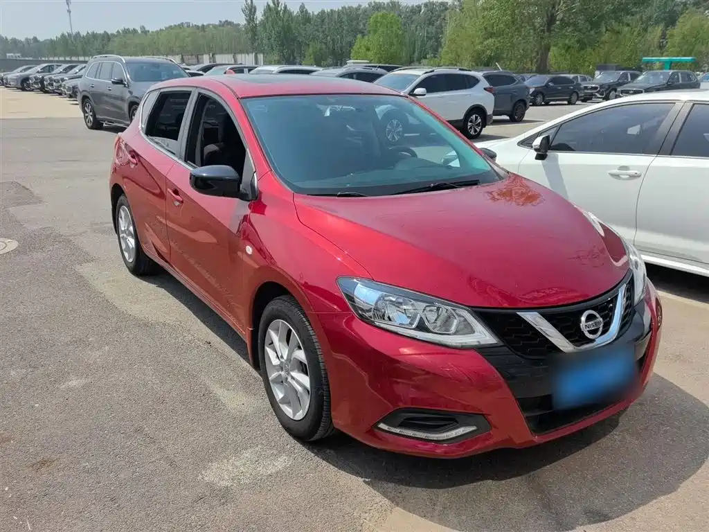 Nissan Tiida, миниатюра 4
