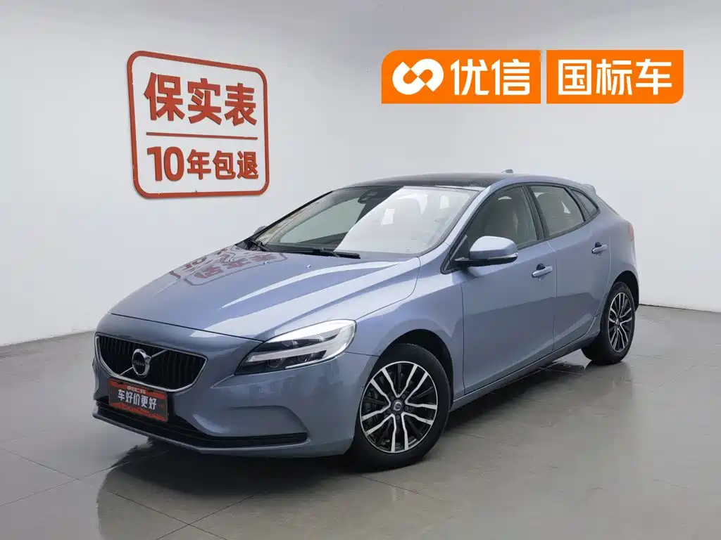 Фото 1 - Volvo V40