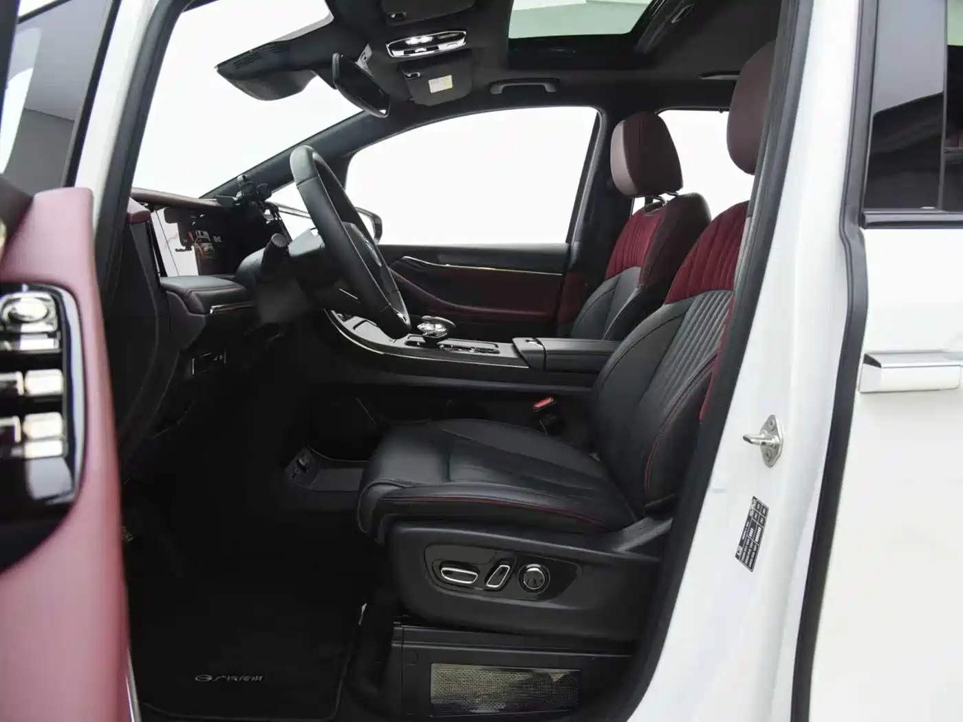 GAC Trumpchi Trumpchi M8 2023 Master Series Dual Hybrid Flagship Edition фото 5