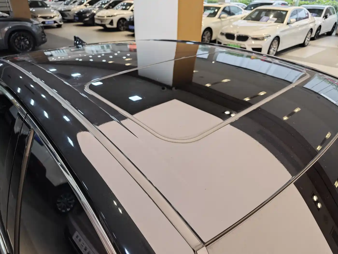 Toyota Camry 2022 2.0S Knight Edition фото 34