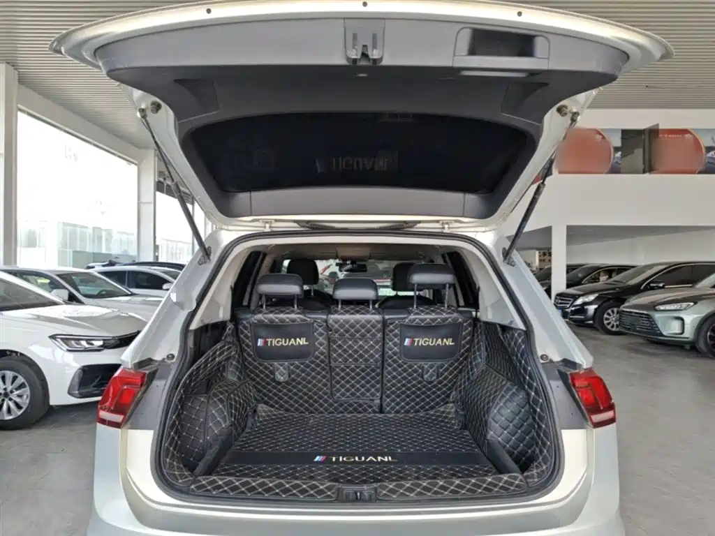 Volkswagen Tiguan L 2019 330TSI Automatic 2WD Trend Edition China VI фото 19