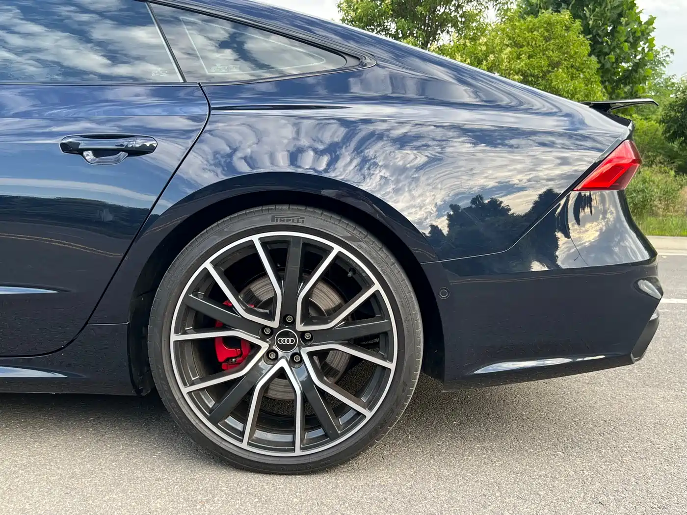 Audi S7 2023 2.9 TFSI quattro фото 11