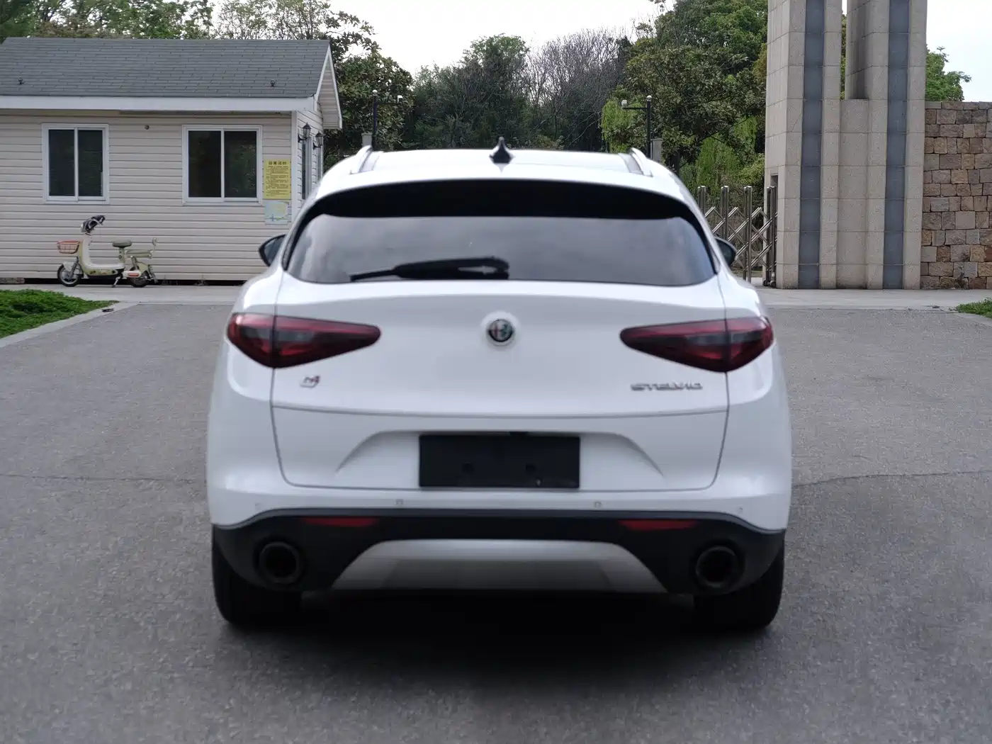 Alfa Romeo Stelvio 2019 2017 2.0T 200HP Luxury Edition