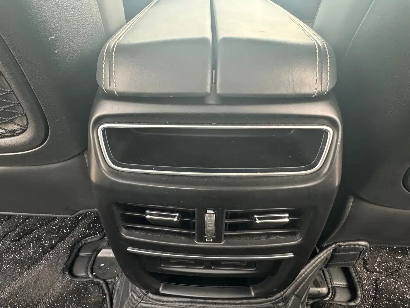 GEELY AUTOMOBILE BORUI