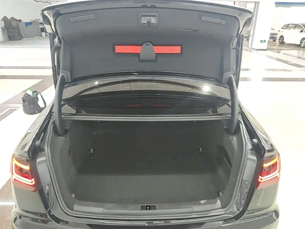 Audi A6L 2016 30 FSI Technology фото 19