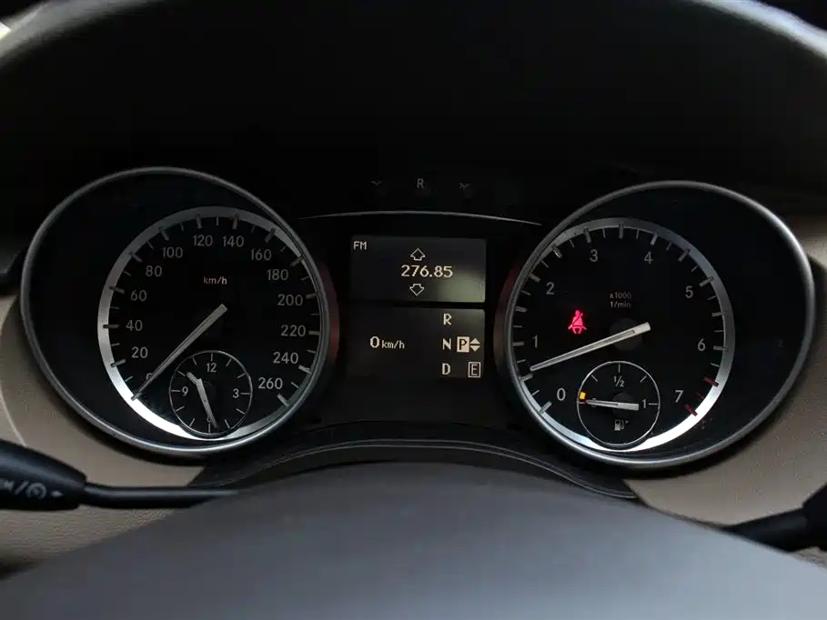 Mercedes-Benz R-Class 2014 R 320 4MATIC Luxury фото 16