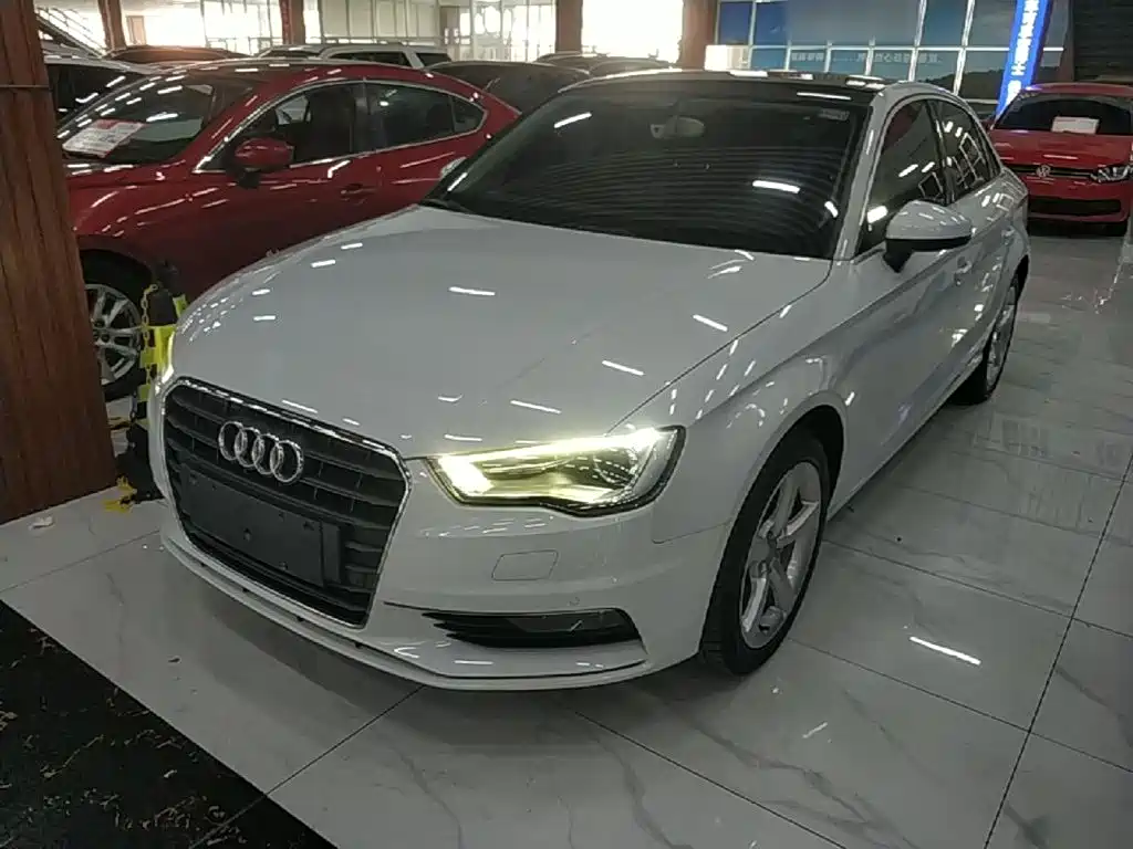 Фото 2 - Audi A3