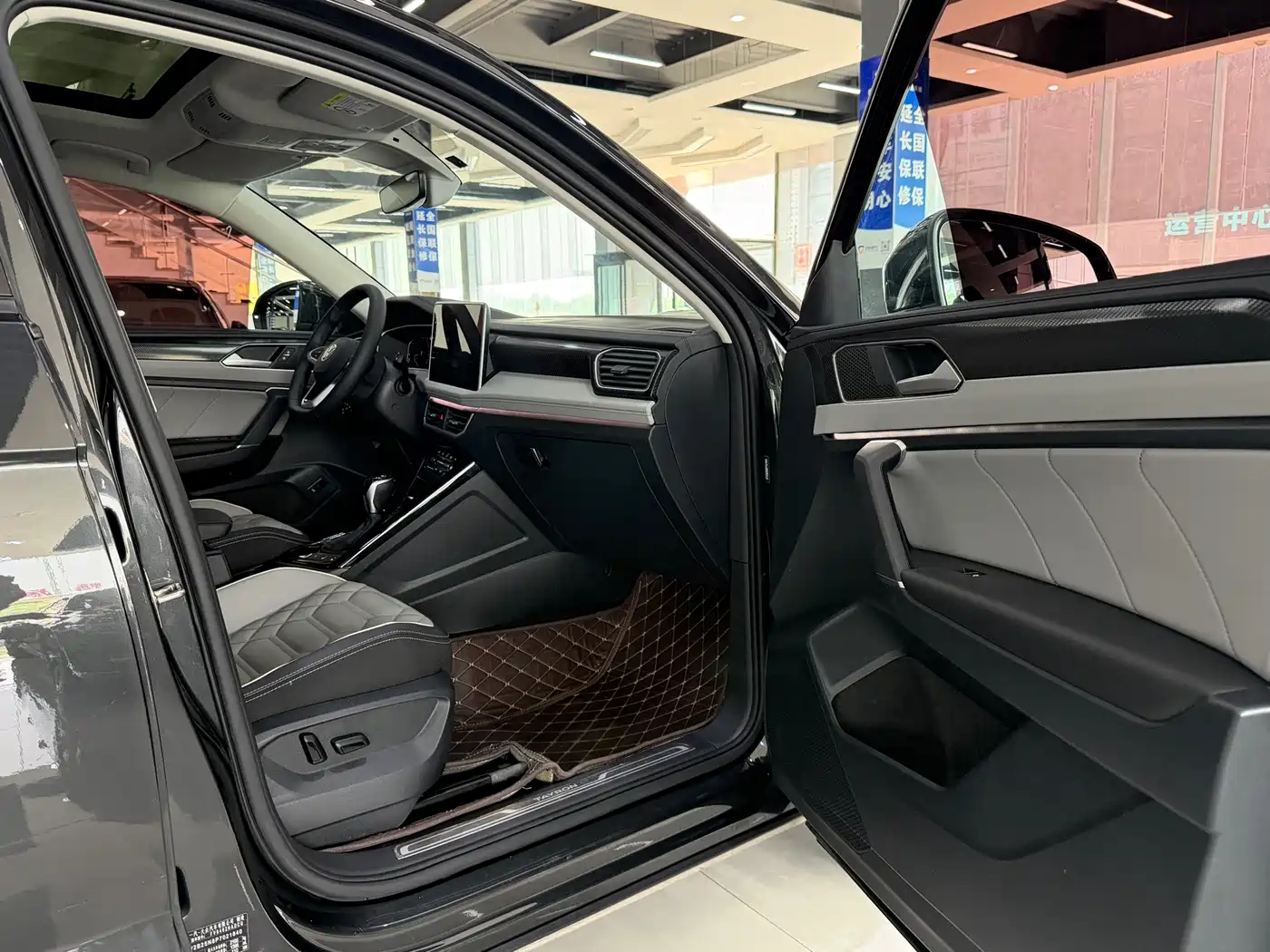 Volkswagen Tayron 2023 280TSI 2WD Luxury Plus Advanced Edition фото 9