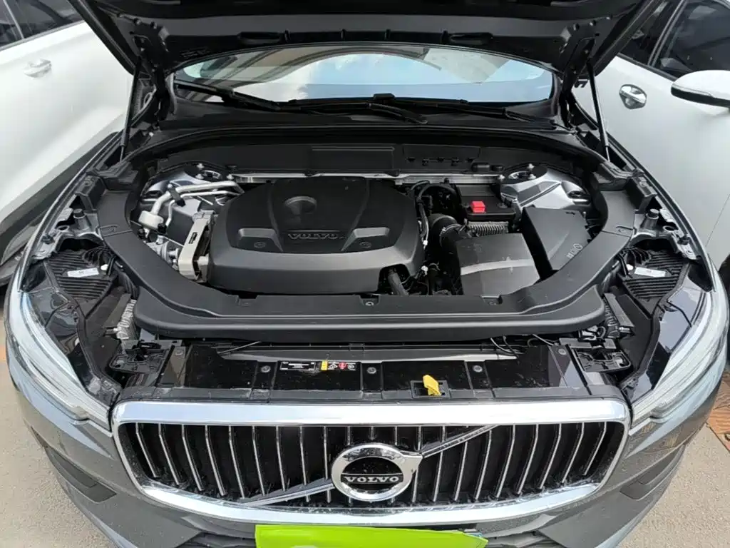 Фото 20 - Volvo XC60
